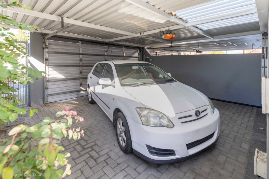 2 Bedroom Property for Sale in Claremont Western Cape